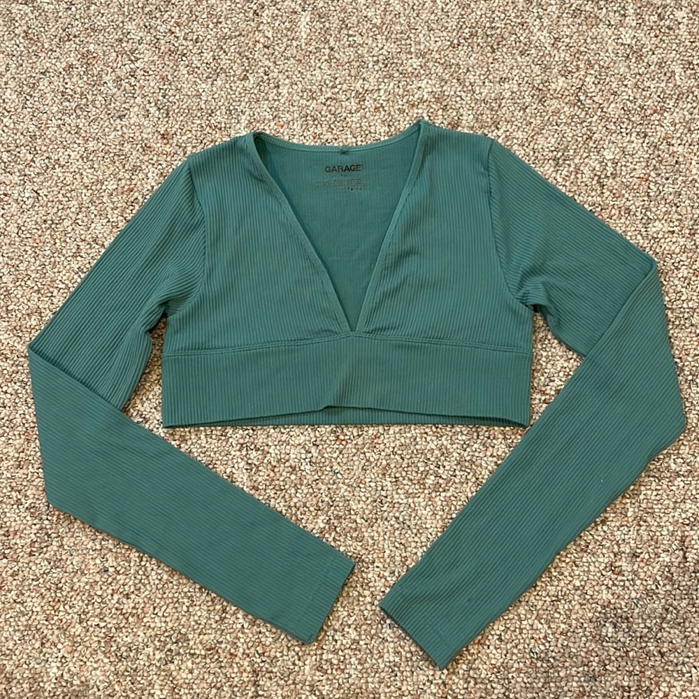 Teal long sleeve crop top